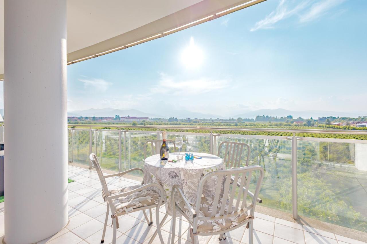 Glass House คูเนโอ ภายนอก รูปภาพ